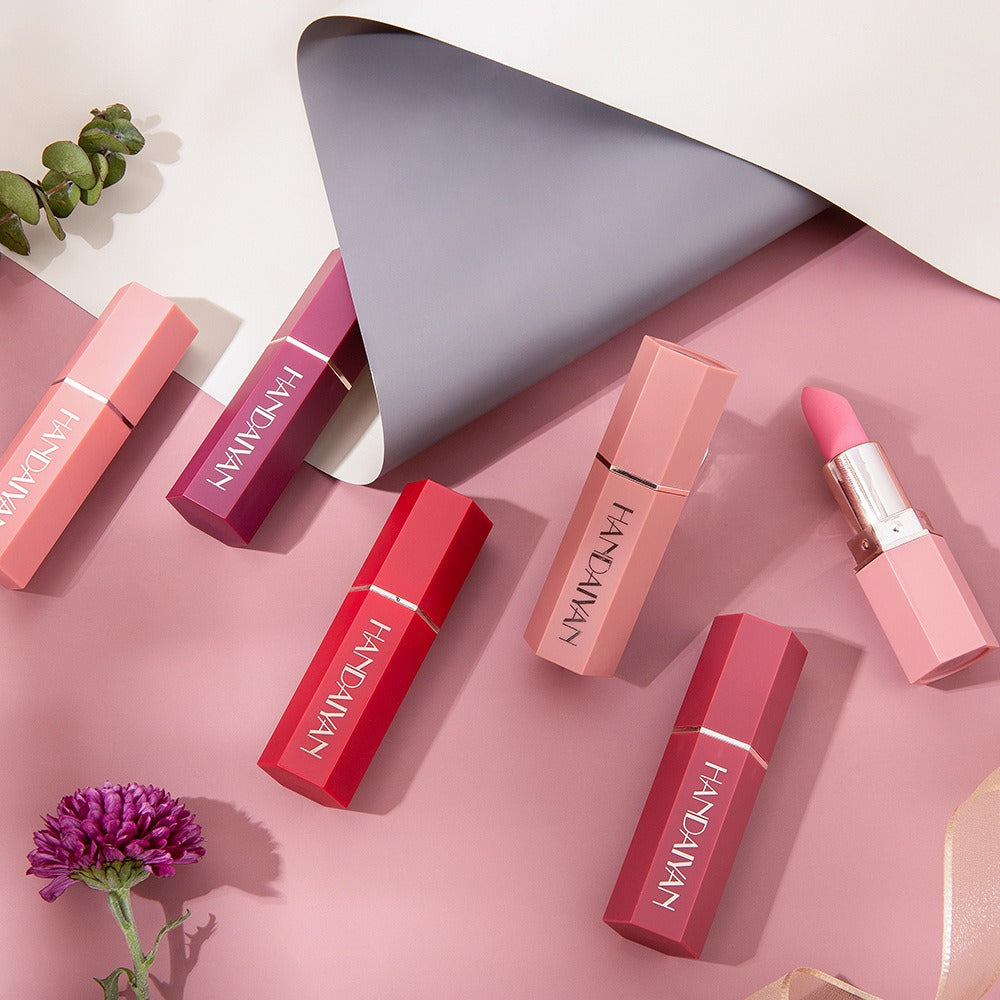 Velvet Matte Lipstick – Bold Color, Soft Finish