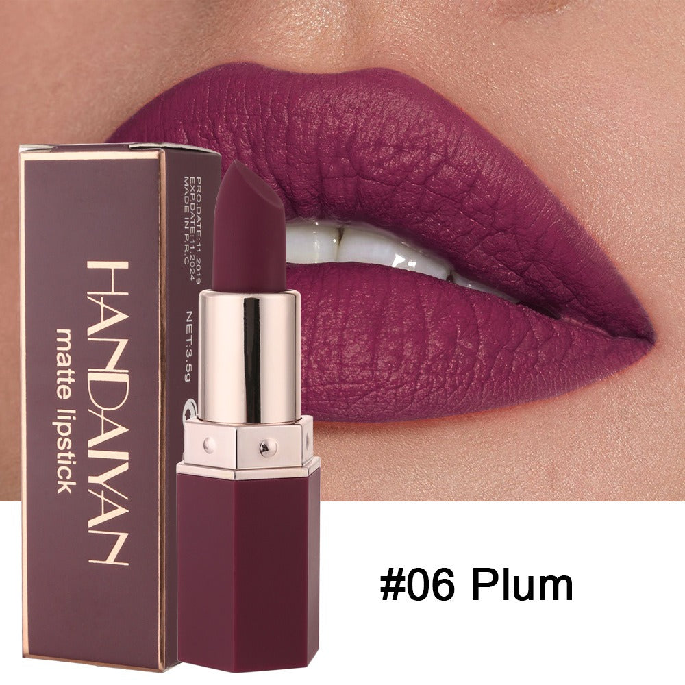 Velvet Matte Lipstick – Bold Color, Soft Finish